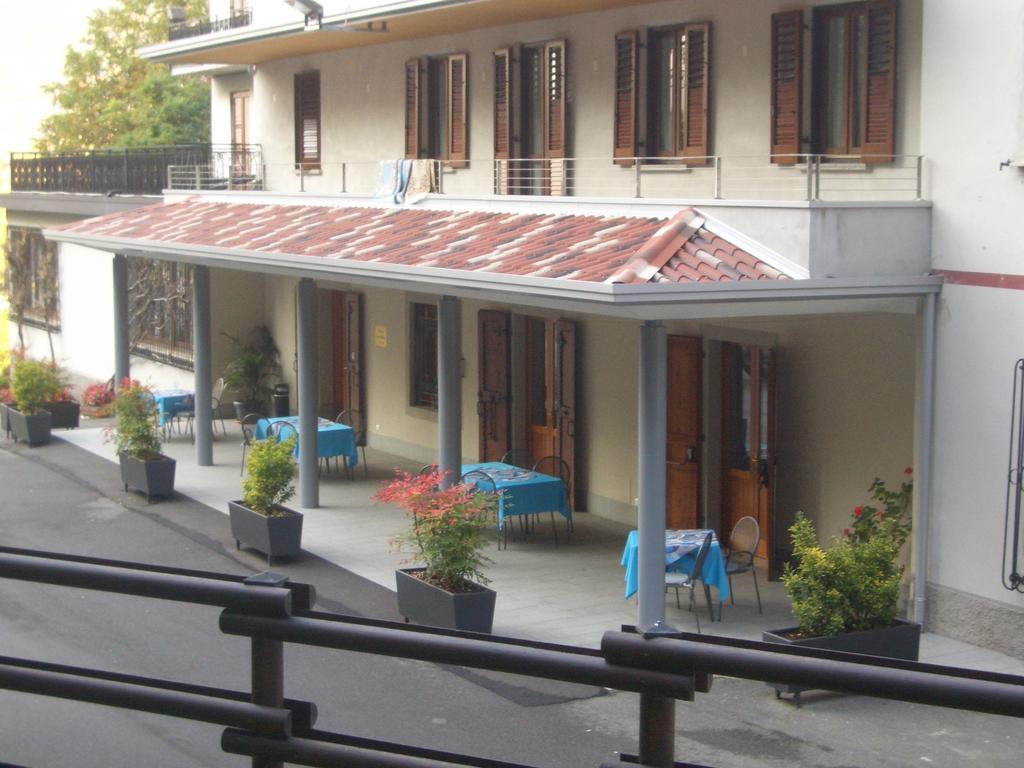 Boario Terme Albergo Il Castellino מראה חיצוני תמונה