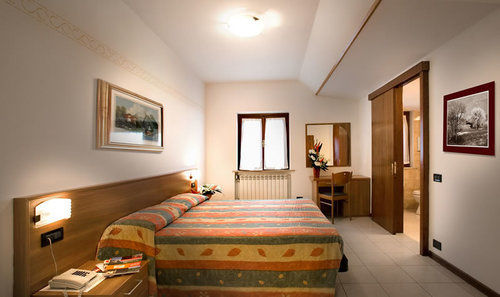 Boario Terme Albergo Il Castellino מראה חיצוני תמונה