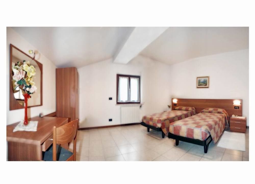 Boario Terme Albergo Il Castellino מראה חיצוני תמונה